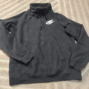 Like new women’s Nike Charcoal Half-Zip Jacket size small
